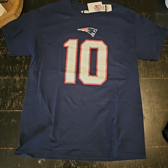 NFL Other - New England Patriots NFL Men's Mac Jones #10 T-Shirt New With Tags